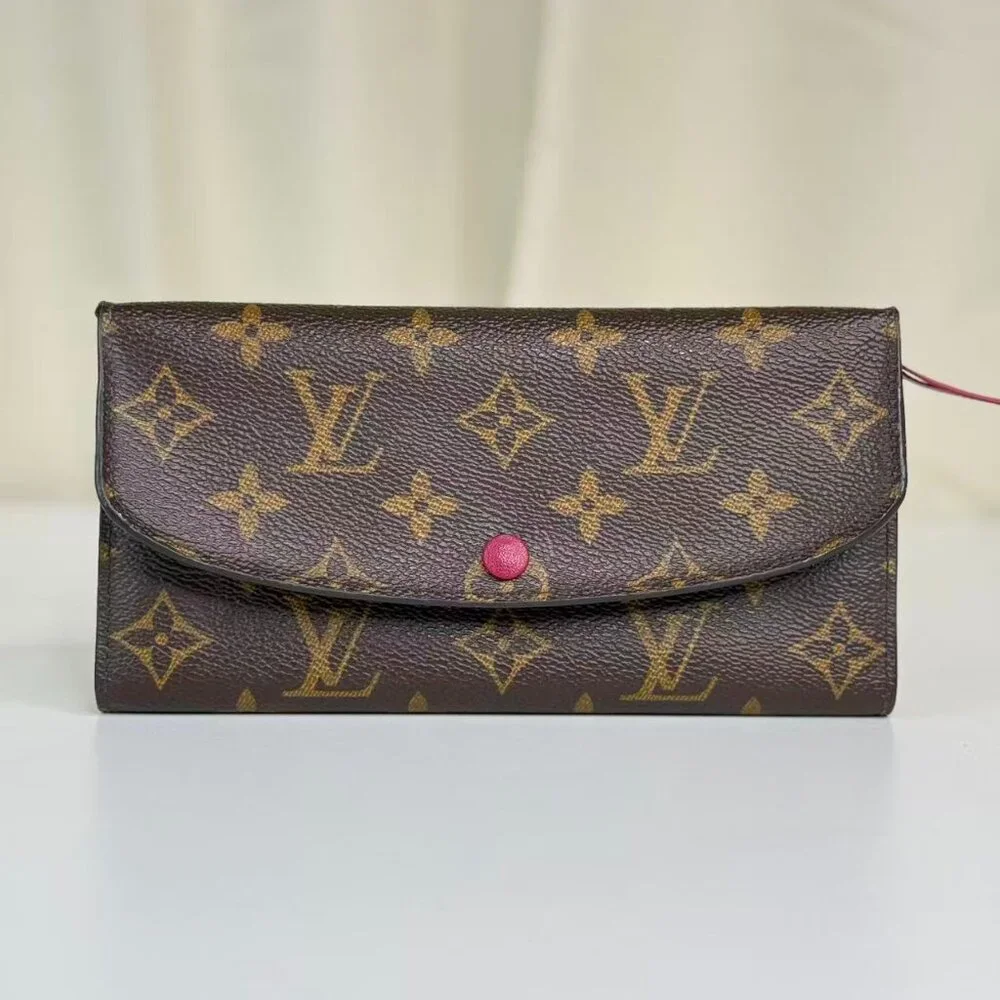 Louis Vuitton Monogram Canvas Wallet with Classic LV Logo Design